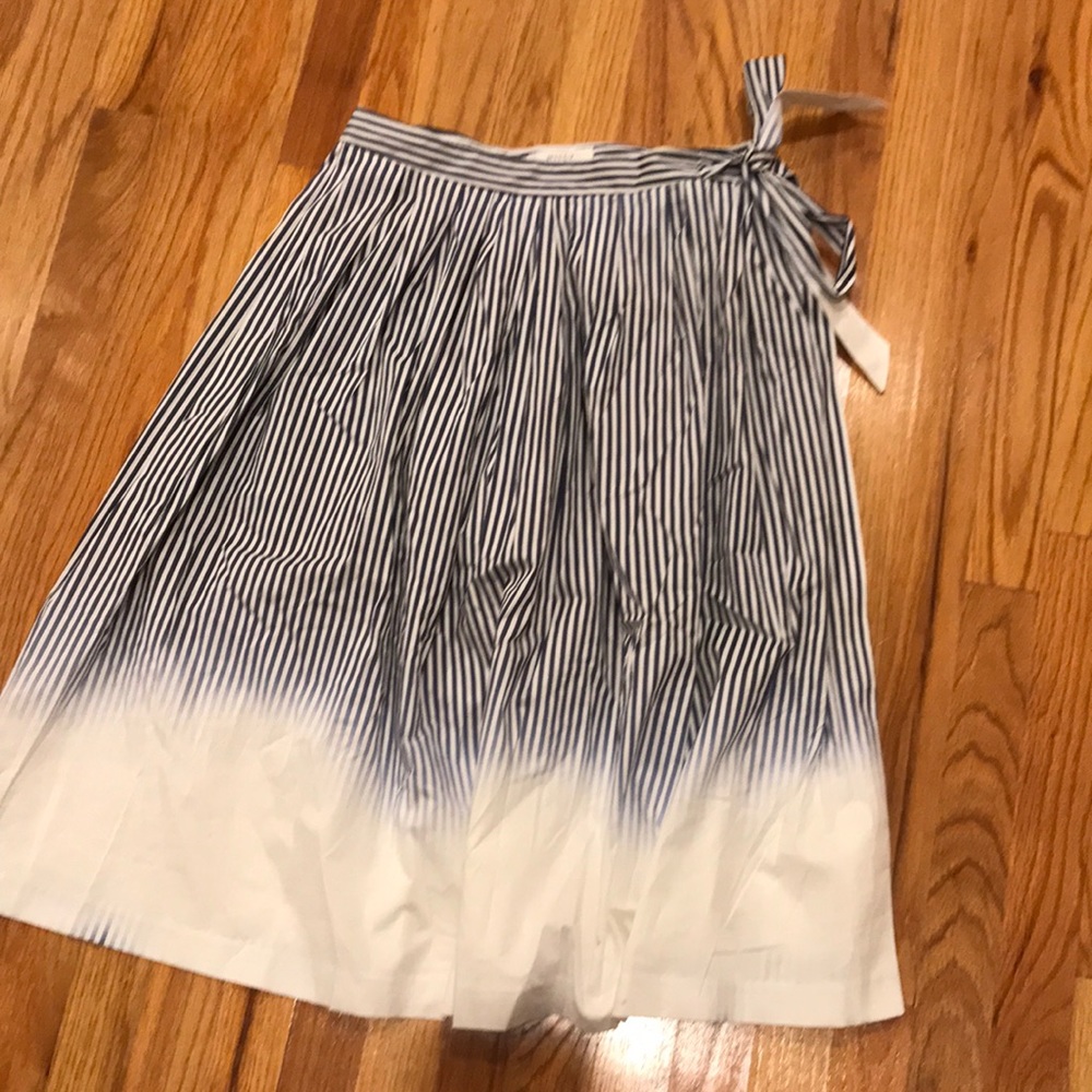 Tie side skirt